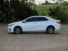Toyota COROLLA ALTIS 2.0 2015 NEUMANN VEÍCULOS ARROIO DO MEIO / Carros no Vale