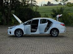 Toyota COROLLA ALTIS 2.0 2015 NEUMANN VEÍCULOS ARROIO DO MEIO / Carros no Vale
