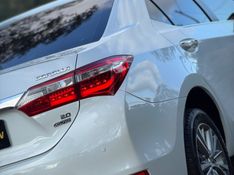 Toyota COROLLA ALTIS 2.0 2015 NEUMANN VEÍCULOS ARROIO DO MEIO / Carros no Vale