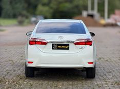 Toyota COROLLA ALTIS 2.0 2015 NEUMANN VEÍCULOS ARROIO DO MEIO / Carros no Vale