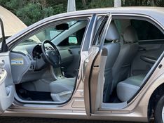 Toyota COROLLA XEi 1.8 2009 NEUMANN VEÍCULOS ARROIO DO MEIO / Carros no Vale