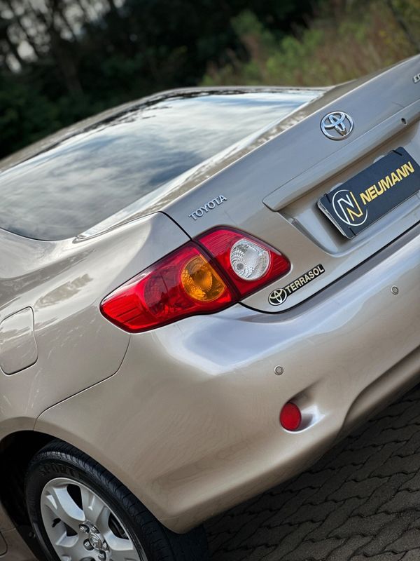 Toyota COROLLA XEi 1.8 2009 NEUMANN VEÍCULOS ARROIO DO MEIO / Carros no Vale