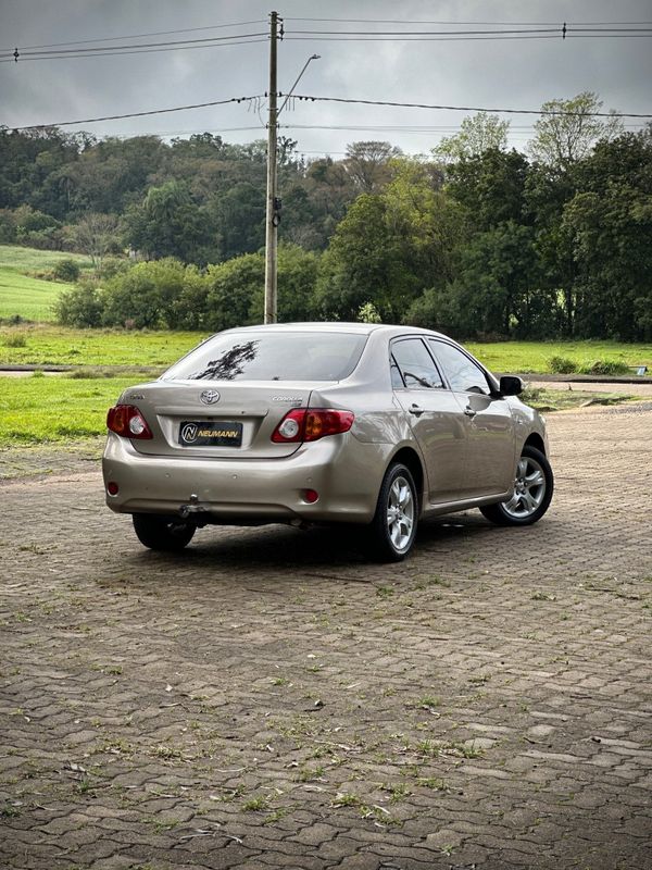 Toyota COROLLA XEi 1.8 2010 NEUMANN VEÍCULOS ARROIO DO MEIO / Carros no Vale