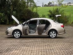 Toyota COROLLA XEi 1.8 2010 NEUMANN VEÍCULOS ARROIO DO MEIO / Carros no Vale