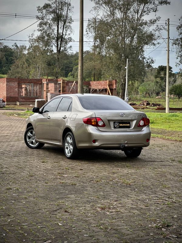 Toyota COROLLA XEi 1.8 2010 NEUMANN VEÍCULOS ARROIO DO MEIO / Carros no Vale