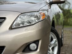 Toyota COROLLA XEi 1.8 2010 NEUMANN VEÍCULOS ARROIO DO MEIO / Carros no Vale