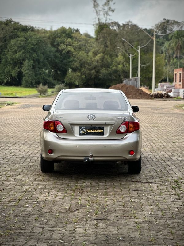 Toyota COROLLA XEi 1.8 2010 NEUMANN VEÍCULOS ARROIO DO MEIO / Carros no Vale