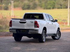 Toyota HILUX CAB.DUPLA SRV 2.8 TB 2019 NEUMANN VEÍCULOS ARROIO DO MEIO / Carros no Vale