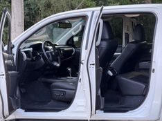 Toyota HILUX CAB.DUPLA SRV 2.8 TB 2019 NEUMANN VEÍCULOS ARROIO DO MEIO / Carros no Vale