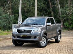 Toyota HILUX CAB.DUPLA SRV 3.0 TB-IC 2014 NEUMANN VEÍCULOS ARROIO DO MEIO / Carros no Vale