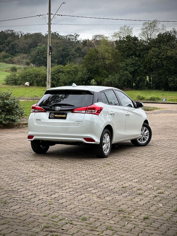 Toyota YARIS XL 1.3 2019 NEUMANN VEÍCULOS ARROIO DO MEIO / Carros no Vale Toyota YARIS XL 1.3 2019 NEUMANN VEÍCULOS ARROIO DO MEIO / Carros no Vale