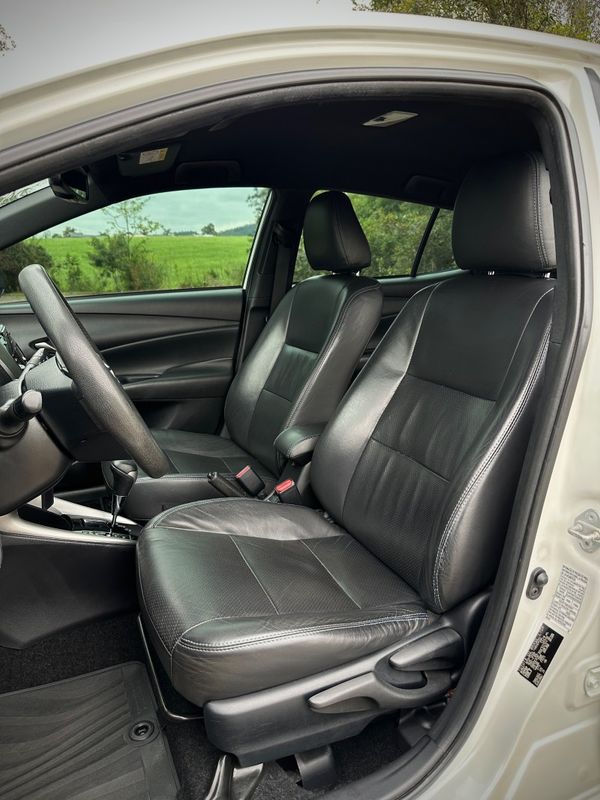 Toyota YARIS XL 1.3 2019 NEUMANN VEÍCULOS ARROIO DO MEIO / Carros no Vale Toyota YARIS XL 1.3 2019 NEUMANN VEÍCULOS ARROIO DO MEIO / Carros no Vale
