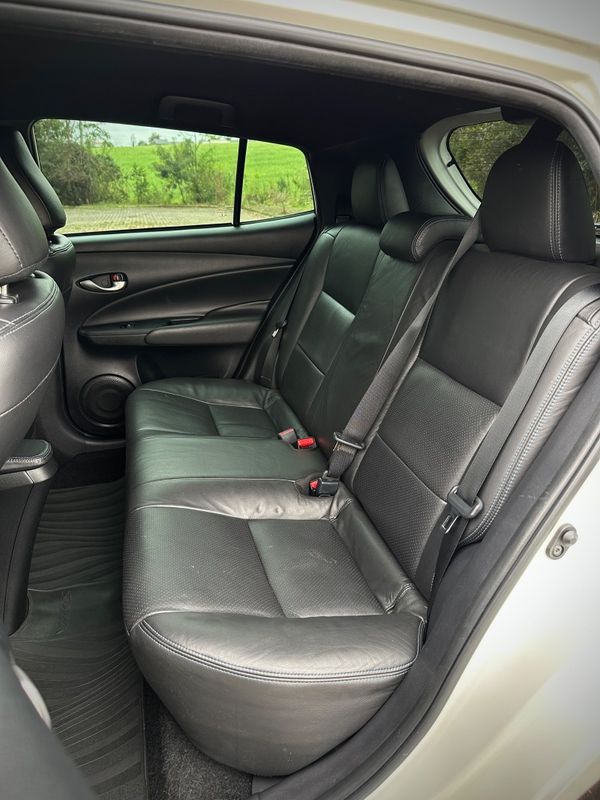 Toyota YARIS XL 1.3 2019 NEUMANN VEÍCULOS ARROIO DO MEIO / Carros no Vale Toyota YARIS XL 1.3 2019 NEUMANN VEÍCULOS ARROIO DO MEIO / Carros no Vale
