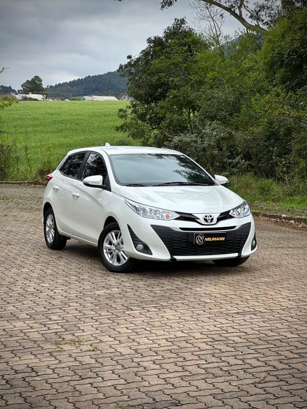 Toyota YARIS XL 1.3 2019 NEUMANN VEÍCULOS ARROIO DO MEIO / Carros no Vale Toyota YARIS XL 1.3 2019 NEUMANN VEÍCULOS ARROIO DO MEIO / Carros no Vale