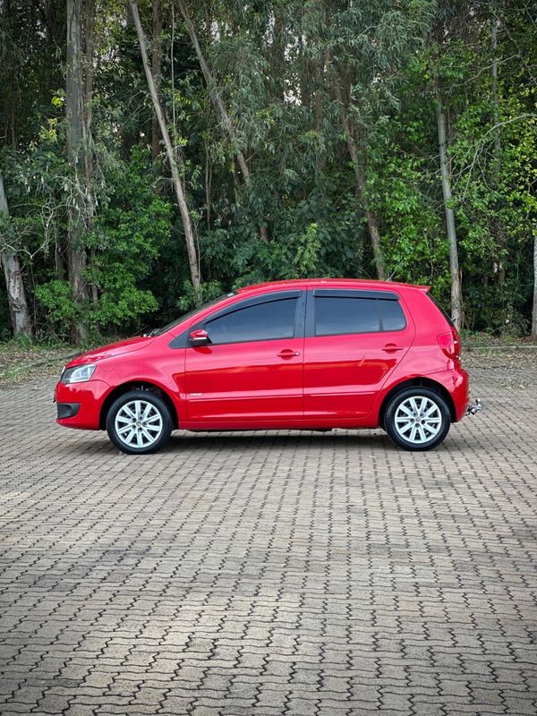 Volkswagen FOX TREND 1.6 2013 NEUMANN VEÍCULOS ARROIO DO MEIO / Carros no Vale Volkswagen FOX TREND 1.6 2013 NEUMANN VEÍCULOS ARROIO DO MEIO / Carros no Vale