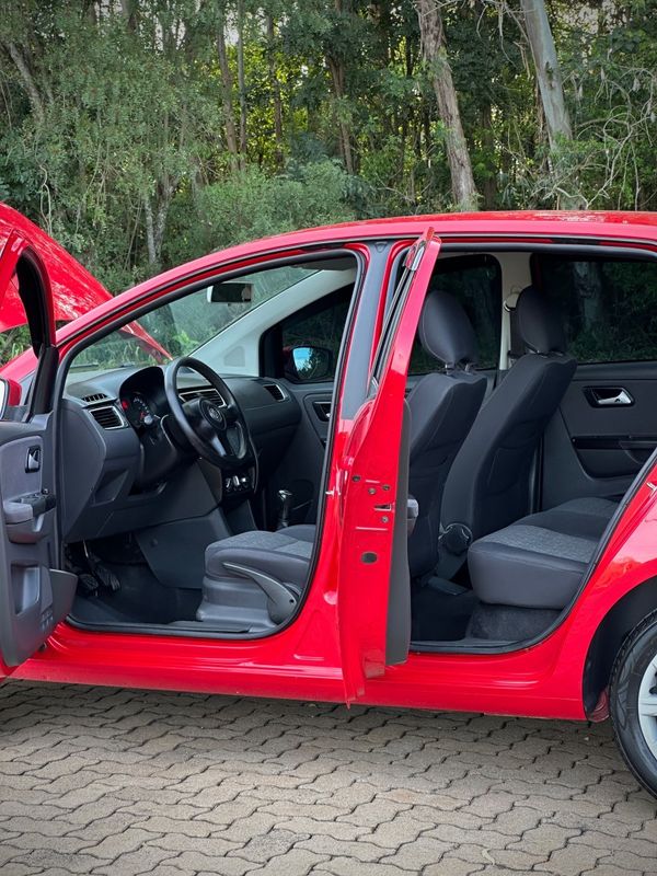 Volkswagen FOX TREND 1.6 2013 NEUMANN VEÍCULOS ARROIO DO MEIO / Carros no Vale Volkswagen FOX TREND 1.6 2013 NEUMANN VEÍCULOS ARROIO DO MEIO / Carros no Vale