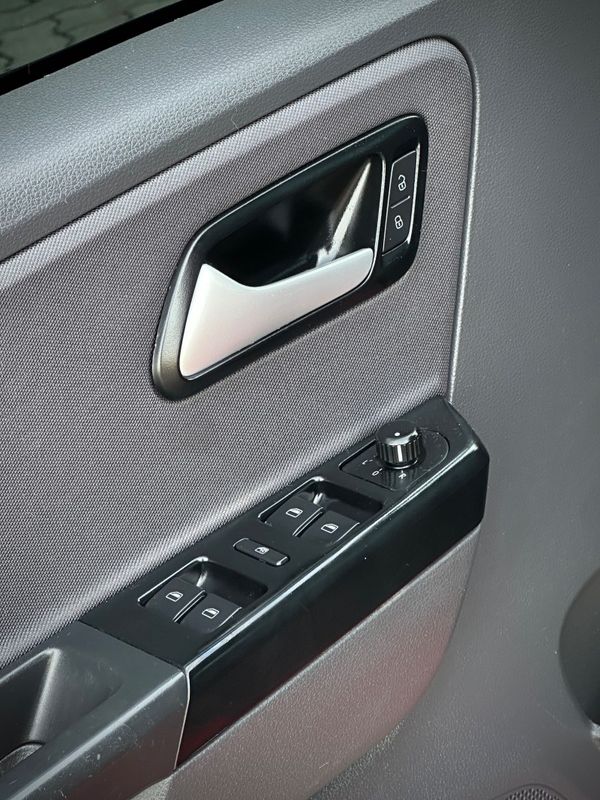 Volkswagen FOX TREND 1.6 2013 NEUMANN VEÍCULOS ARROIO DO MEIO / Carros no Vale Volkswagen FOX TREND 1.6 2013 NEUMANN VEÍCULOS ARROIO DO MEIO / Carros no Vale
