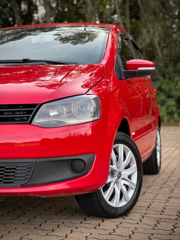 Volkswagen FOX TREND 1.6 2013 NEUMANN VEÍCULOS ARROIO DO MEIO / Carros no Vale Volkswagen FOX TREND 1.6 2013 NEUMANN VEÍCULOS ARROIO DO MEIO / Carros no Vale