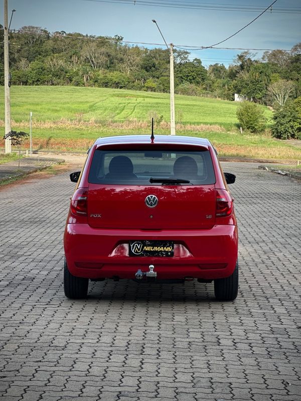 Volkswagen FOX TREND 1.6 2013 NEUMANN VEÍCULOS ARROIO DO MEIO / Carros no Vale Volkswagen FOX TREND 1.6 2013 NEUMANN VEÍCULOS ARROIO DO MEIO / Carros no Vale