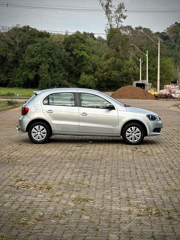 Volkswagen GOL CITY 1.0Mi 2014 NEUMANN VEÍCULOS ARROIO DO MEIO / Carros no Vale