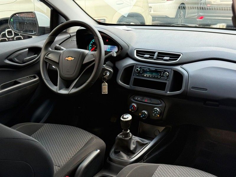 Chevrolet ONIX LT 1.0 2017 FERREIRA VEÍCULOS VENÂNCIO AIRES / Carros no Vale