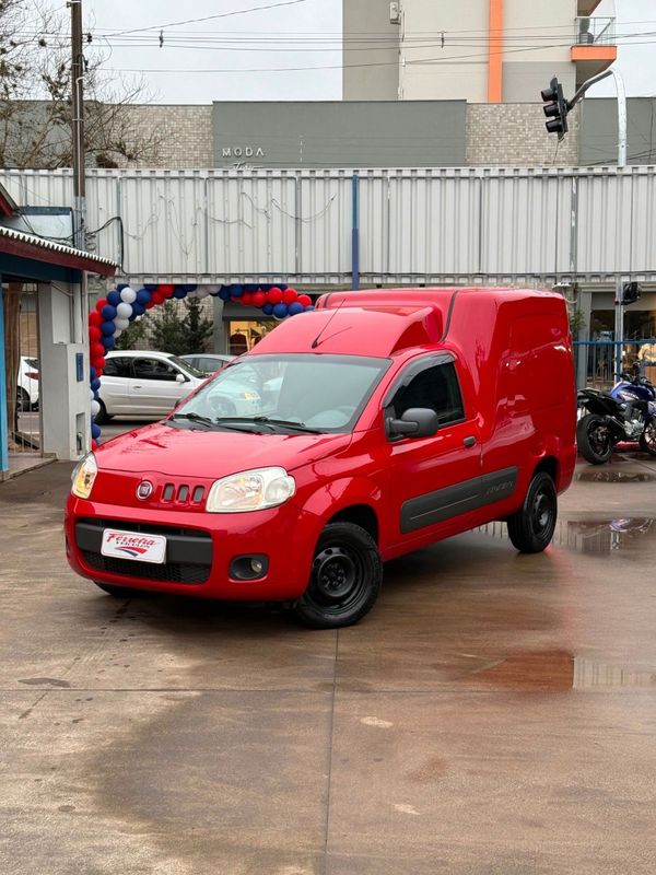 Fiat FIORINO FURGÃO 1.4 EVO 2017 FERREIRA VEÍCULOS VENÂNCIO AIRES / Carros no Vale