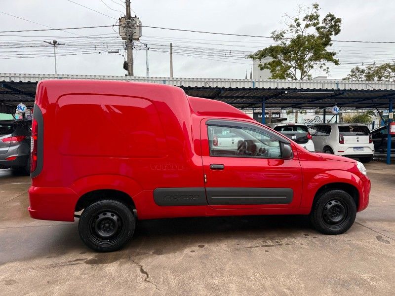 Fiat FIORINO FURGÃO 1.4 EVO 2017 FERREIRA VEÍCULOS VENÂNCIO AIRES / Carros no Vale