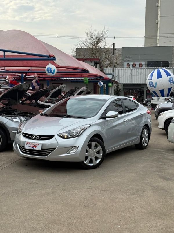 Hyundai ELANTRA GLS 1.8 2013 FERREIRA VEÍCULOS VENÂNCIO AIRES / Carros no Vale