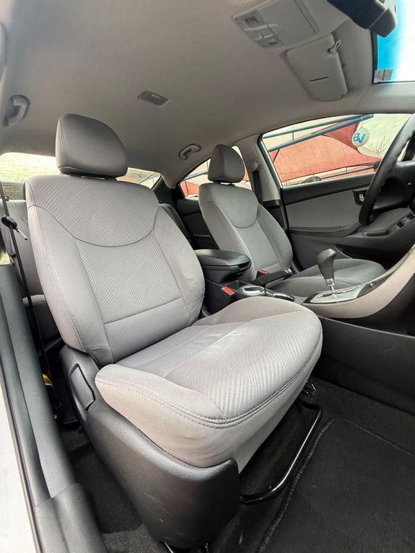 Hyundai ELANTRA GLS 1.8 2013 FERREIRA VEÍCULOS VENÂNCIO AIRES / Carros no Vale