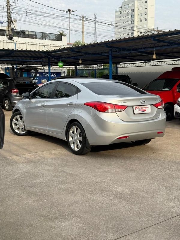 Hyundai ELANTRA GLS 1.8 2013 FERREIRA VEÍCULOS VENÂNCIO AIRES / Carros no Vale