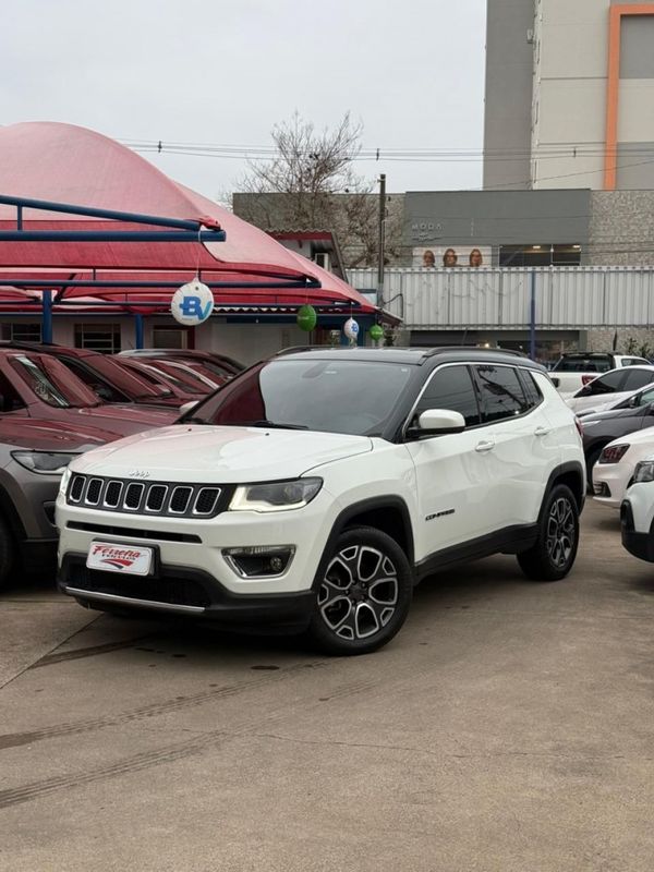 JEEP COMPASS LONGITUDE 2.0 /2018 FERREIRA VEÍCULOS VENÂNCIO AIRES / Carros no Vale