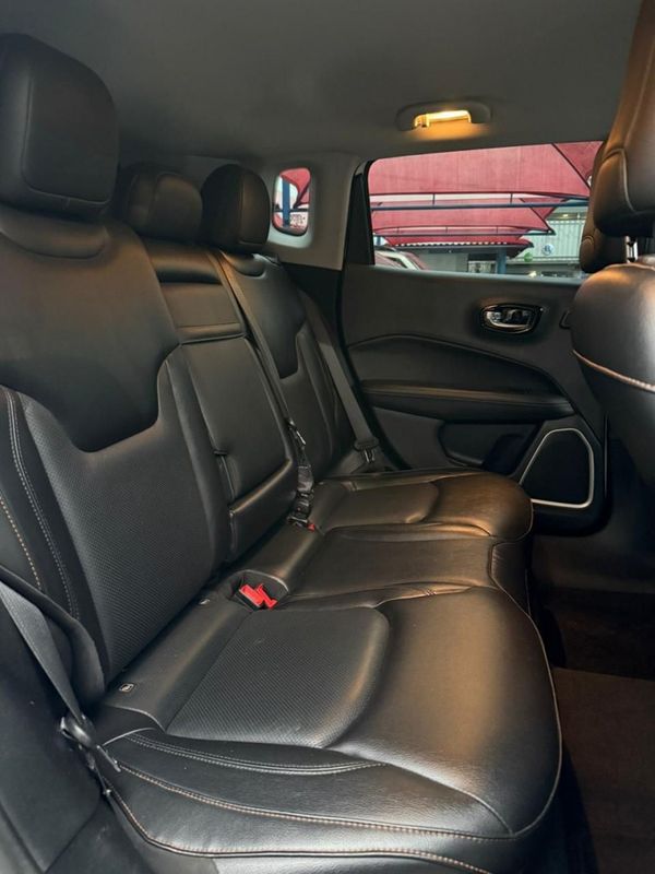 JEEP COMPASS LONGITUDE 2.0 /2018 FERREIRA VEÍCULOS VENÂNCIO AIRES / Carros no Vale