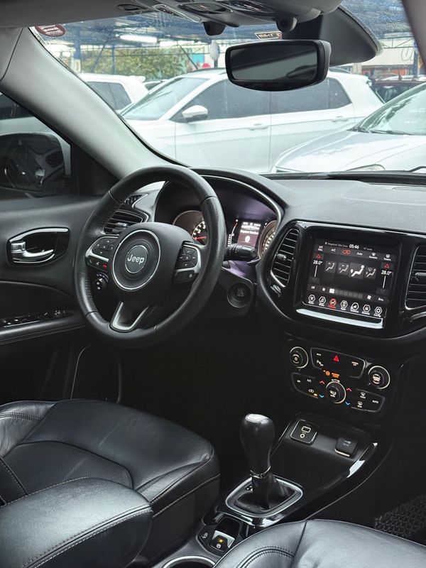JEEP COMPASS LONGITUDE 2.0 /2018 FERREIRA VEÍCULOS VENÂNCIO AIRES / Carros no Vale