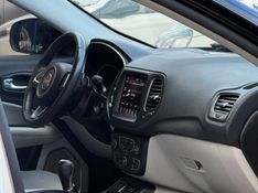 Jeep COMPASS LONGITUDE 2.0 2018 FERREIRA VEÍCULOS VENÂNCIO AIRES / Carros no Vale