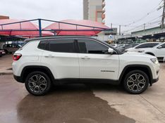 JEEP COMPASS LONGITUDE 2.0 /2018 FERREIRA VEÍCULOS VENÂNCIO AIRES / Carros no Vale