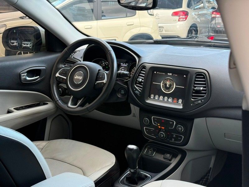 Jeep COMPASS LONGITUDE 2.0 2018 FERREIRA VEÍCULOS VENÂNCIO AIRES / Carros no Vale