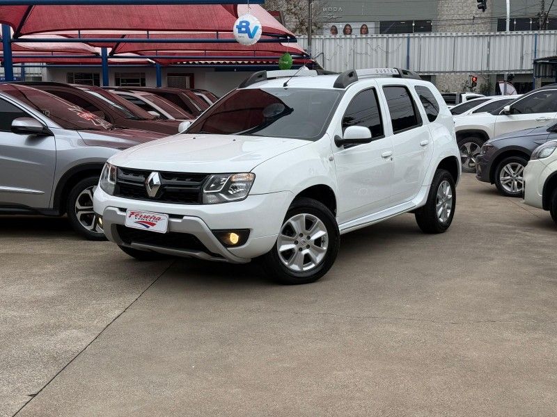 Renault DUSTER DYNAMIQUE 2.0 2016 FERREIRA VEÍCULOS VENÂNCIO AIRES / Carros no Vale