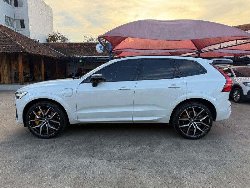 Volvo XC 60 T8 POLESTAR 2024 FERREIRA VEÍCULOS VENÂNCIO AIRES / Carros no Vale Volvo XC 60 T8 POLESTAR 2024 FERREIRA VEÍCULOS VENÂNCIO AIRES / Carros no Vale