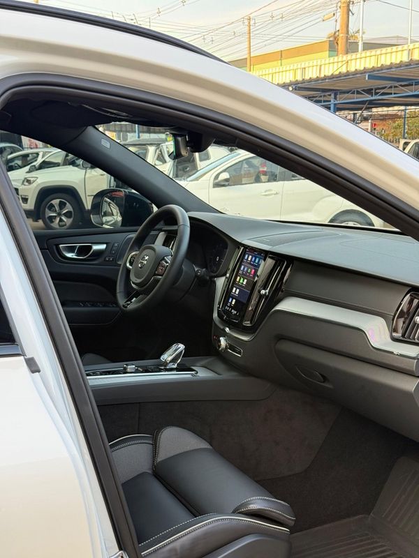 Volvo XC 60 T8 POLESTAR 2024 FERREIRA VEÍCULOS VENÂNCIO AIRES / Carros no Vale Volvo XC 60 T8 POLESTAR 2024 FERREIRA VEÍCULOS VENÂNCIO AIRES / Carros no Vale