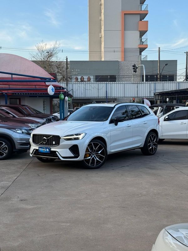 Volvo XC 60 T8 POLESTAR 2024 FERREIRA VEÍCULOS VENÂNCIO AIRES / Carros no Vale Volvo XC 60 T8 POLESTAR 2024 FERREIRA VEÍCULOS VENÂNCIO AIRES / Carros no Vale
