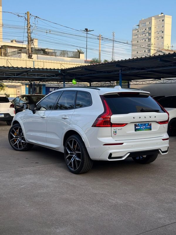Volvo XC 60 T8 POLESTAR 2024 FERREIRA VEÍCULOS VENÂNCIO AIRES / Carros no Vale Volvo XC 60 T8 POLESTAR 2024 FERREIRA VEÍCULOS VENÂNCIO AIRES / Carros no Vale