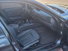 BMW 320I 2.0 16V TURBO ACTIVE 2013/2014 HUBNER MULTIMARCAS FARROUPILHA / Carros no Vale