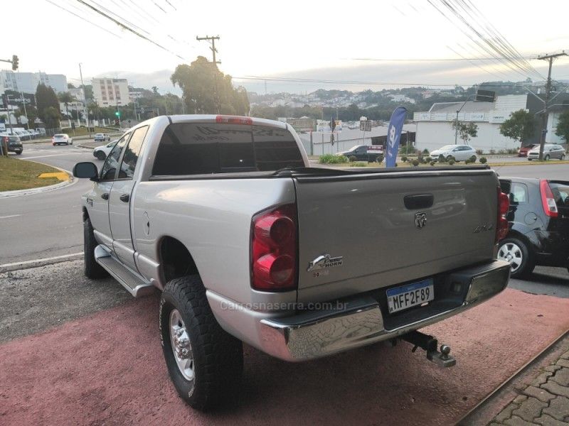 DODGE RAM 5.9 2500 SLT 4X4 CD I6 24V TURBO 2007/2008 HUBNER MULTIMARCAS FARROUPILHA / Carros no Vale