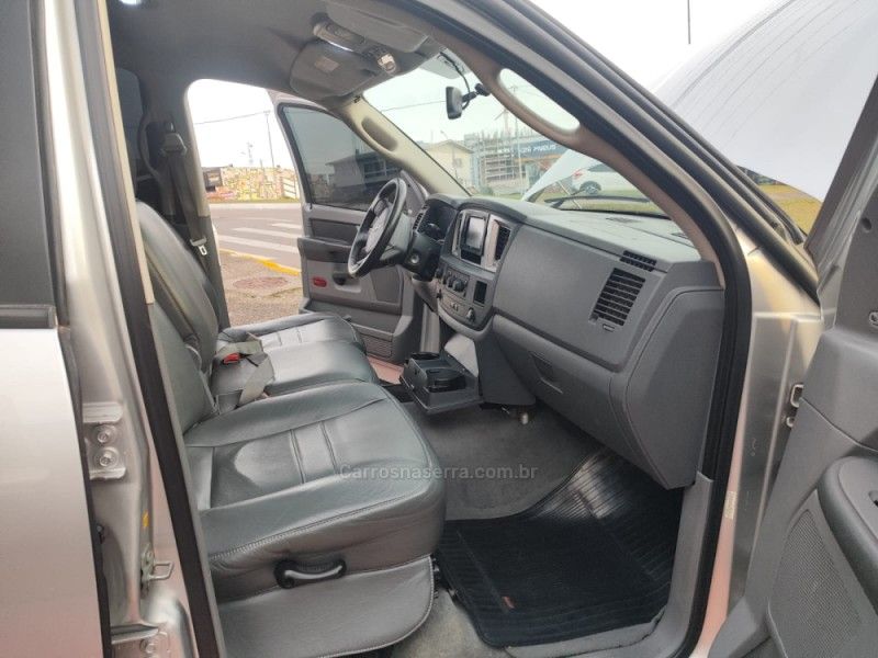 DODGE RAM 5.9 2500 SLT 4X4 CD I6 24V TURBO 2007/2008 HUBNER MULTIMARCAS FARROUPILHA / Carros no Vale