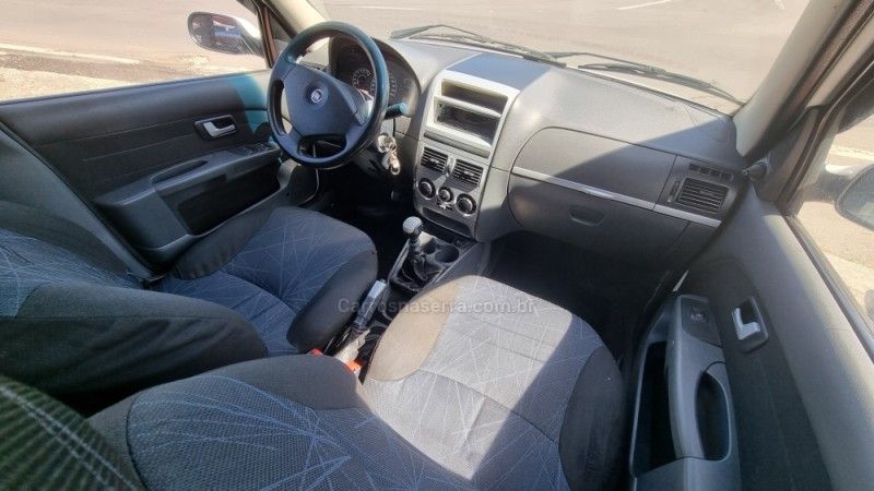 FIAT PALIO 1.4 MPI FIRE ELX WEEKEND 8V 2011/2011 HUBNER MULTIMARCAS FARROUPILHA / Carros no Vale