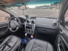 FORD FIESTA 1.6 MPI CLASS SEDAN 8V 2012/2013 HUBNER MULTIMARCAS FARROUPILHA / Carros no Vale