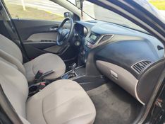 HYUNDAI HB20S 1.6 PREMIUM 16V 2014/2014 HUBNER MULTIMARCAS FARROUPILHA / Carros no Vale