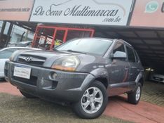 HYUNDAI TUCSON 2.0 MPFI GLS 16V 143CV 2WD 2014/2015 HUBNER MULTIMARCAS FARROUPILHA / Carros no Vale