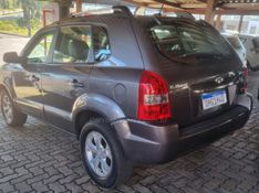 HYUNDAI TUCSON 2.0 MPFI GLS 16V 143CV 2WD 2014/2015 HUBNER MULTIMARCAS FARROUPILHA / Carros no Vale