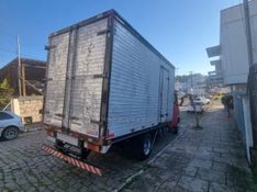 MERCEDES-BENZ 710 2010/2010 HUBNER MULTIMARCAS FARROUPILHA / Carros no Vale